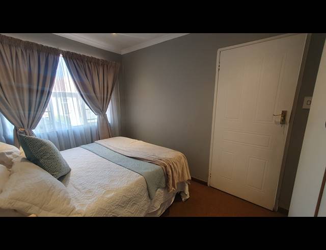 2 BEDROOM SECTIONAL TITLE FOR SALE IN VERWOERDPARK